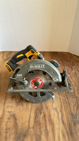 Dewalt 60V circular saw