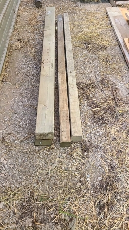 4“ x 4“ posts and 4” x 6” posts