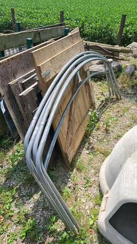 Six steel 100 inch garden hoops