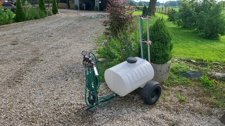 Spray-Tech ES 300 estate sprayer