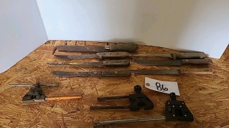 3 chain Link, removers and assortment of knives