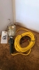 Two 12 V trouble lights And floodlight - 3