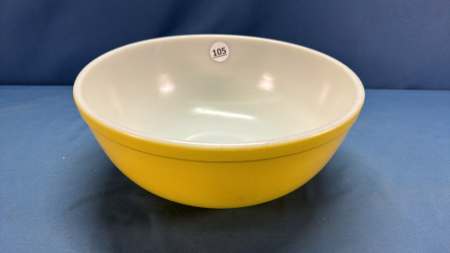 Pyrex 10.5"w Bowl