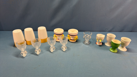 Approx. 14 Egg Cups