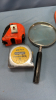 (4) Rubber Horseshoes & Magnifying glass -Notes - 3