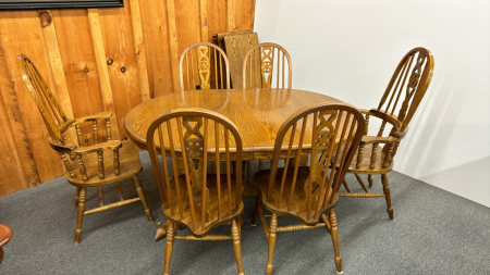 Oak Dbl Pedestal Table&6 Windsor Style Chairs-Note