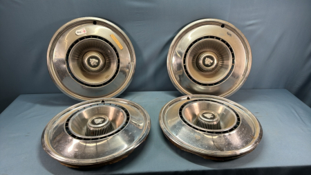 (4) 1968 Buick Wildcat Hubcaps