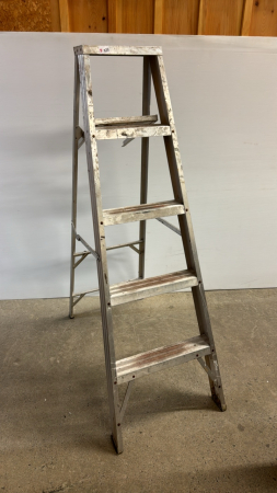 5' Aluminum Step Ladder