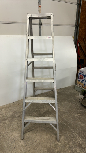 6ft Aluminum Step Ladder