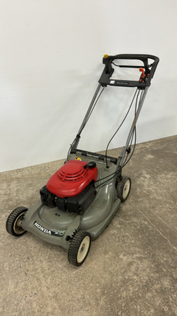 Honda HRB 215 Rear Bagger Mower - No Bag