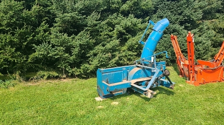 Lucknow 7ft SA Snowblower