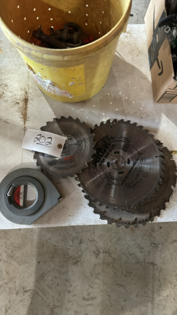 Lot of Used Saw Blades