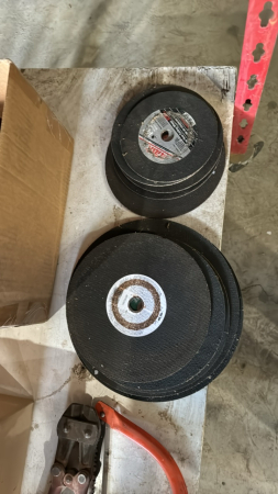 Lot of Cut-Off Wheels