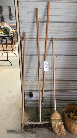 Brooms, Rake, Squeegee lot