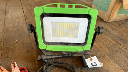 Led work light and Booseter cables