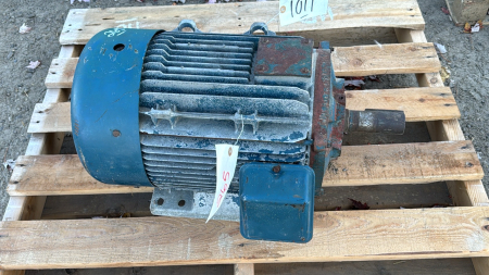 15HP 3 Phase 208V Motor & Converter