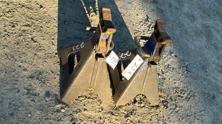 Pair of Axle Stands - Adjustable