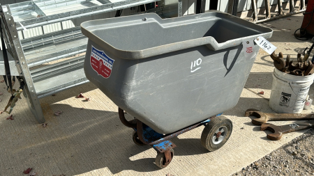 Poly Feed Cart