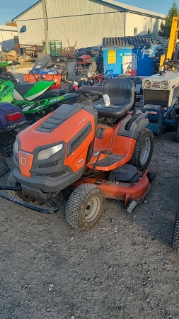 Husqvarna 24hp Riding Mower (Steering Slips)