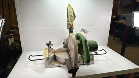 Superior Sliding Compound Mitre Saw