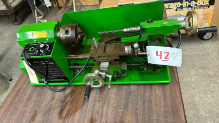 Table Top Metal Lathe