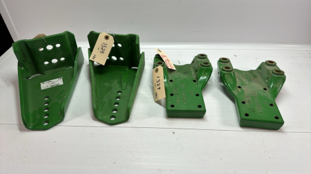 (2) Pair of John Deere Fender Mounts