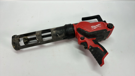 Milwaukee Chaulk & Adhesive Gun 12V