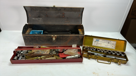 19" Tin Toolbox with Assorted Sockets, Wrenches etc