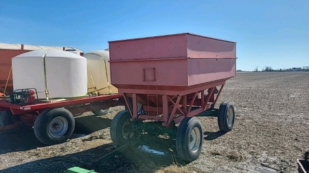 Killbros 385 Gravity Wagon with Auger