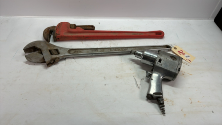 24" Steel Pipe Wrench& 24" Crescent Wrench - Notes