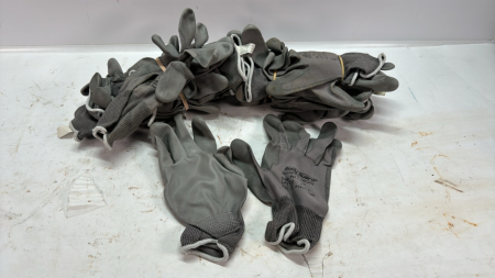 (12) Pair of Large Gloves