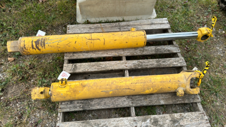 (2) Large Hydraulic Cylinders Approx. 36"L