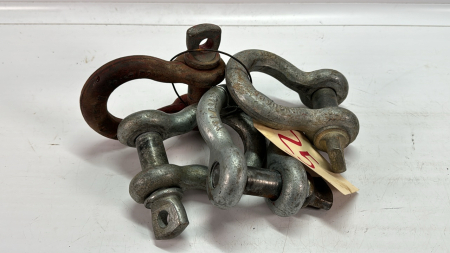 (4) 3/4 Tonne Shackles