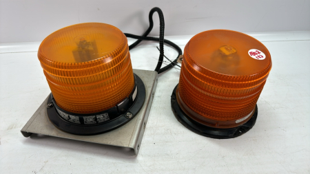 (2) 12V Orange Flashers